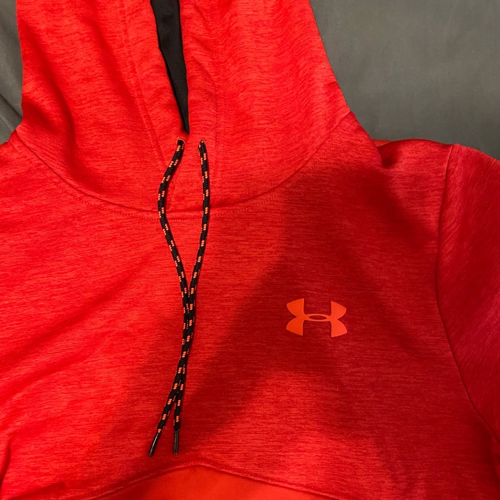 Under armor men’s hoodie